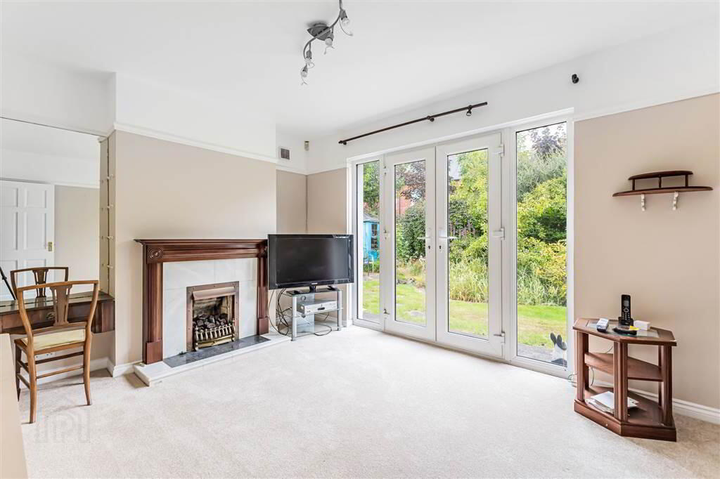 Augusta, 4 Downshire Park 12 of 34