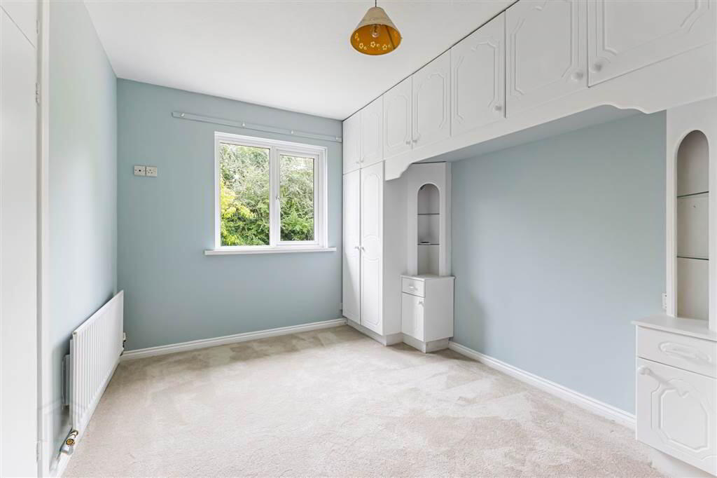Augusta, 4 Downshire Park 18 of 34