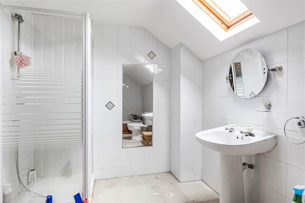 Augusta, 4 Downshire Park 27 of 34