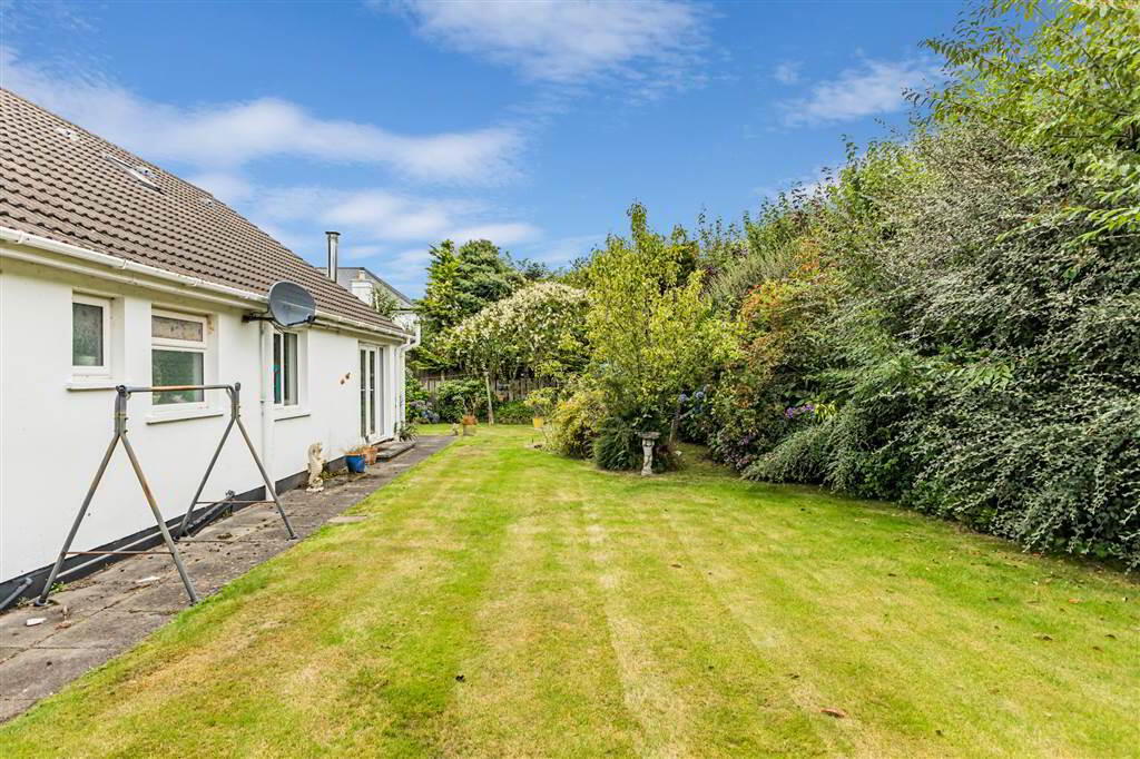 Augusta, 4 Downshire Park 33 of 34