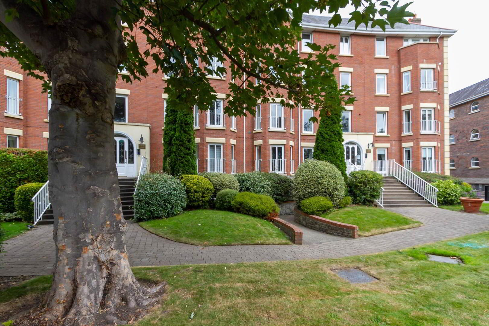 Apartment 25 Radcliff Hall 1 of 19