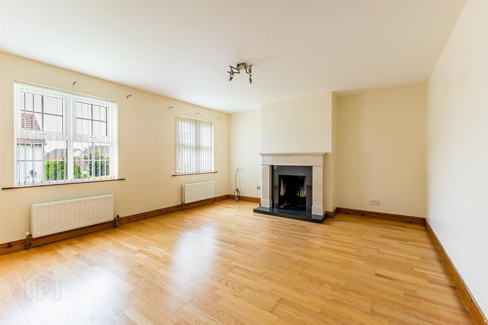 21 Manor Lodge 6 of 30