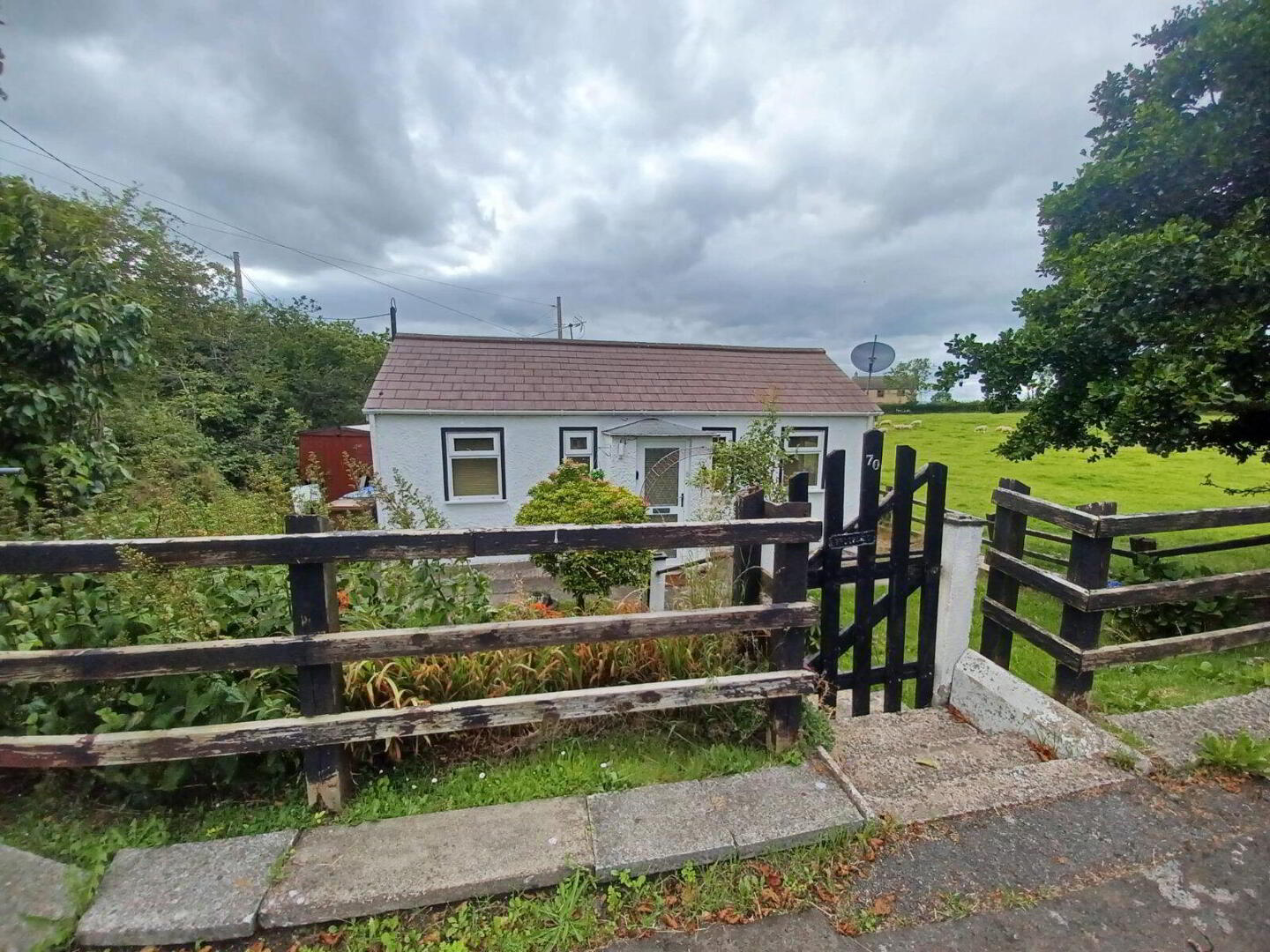 70 Middle Road 1 of 10