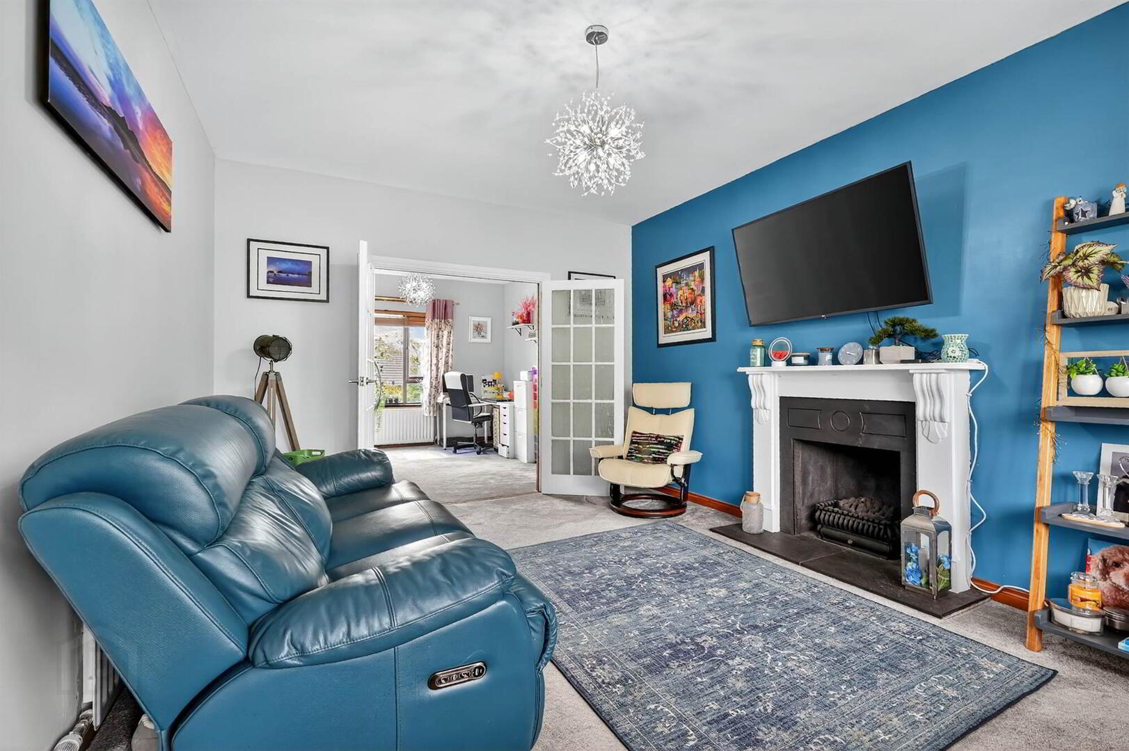 35 Royal Lodge Avenue 9 of 42