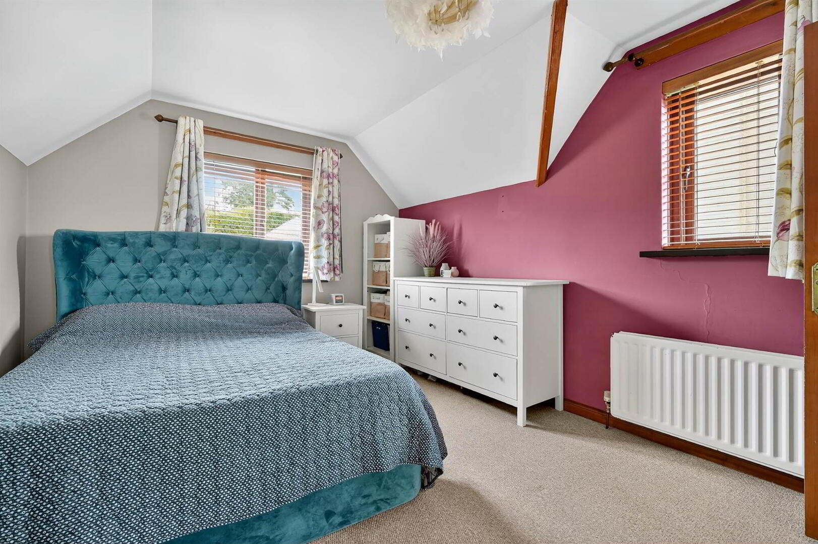 35 Royal Lodge Avenue 27 of 42