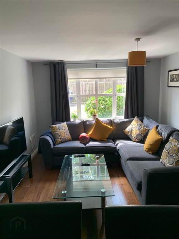 Apt 2 Elm House, 2 Beech Heights 5 of 14