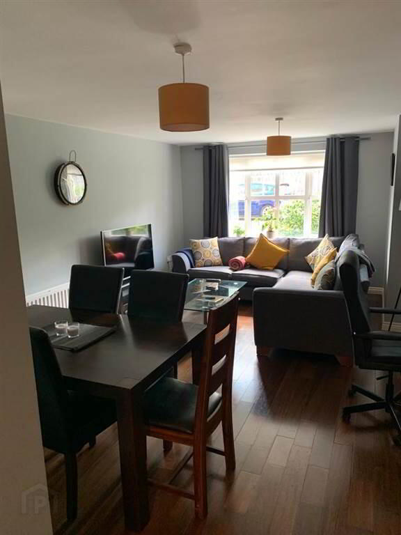 Apt 2 Elm House, 2 Beech Heights 3 of 14