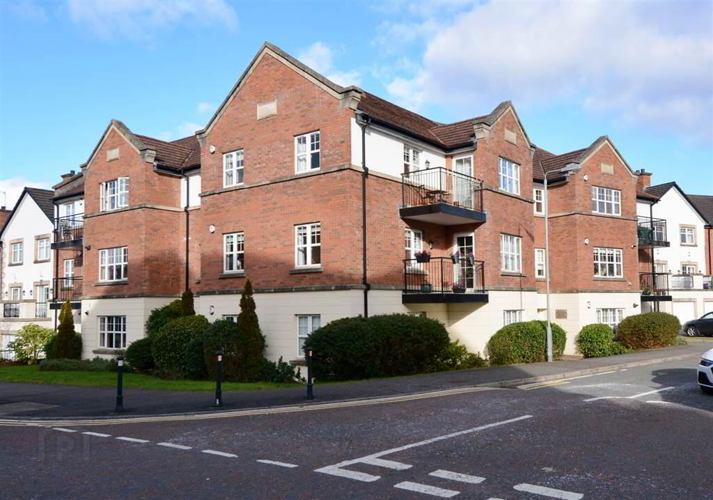 Apt 2 Elm House, 2 Beech Heights 1 of 14