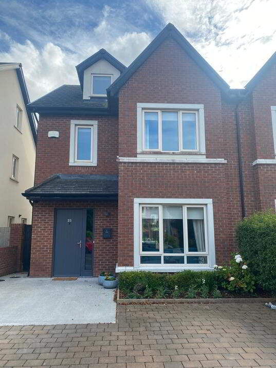 23 Willow Close 1 of 22