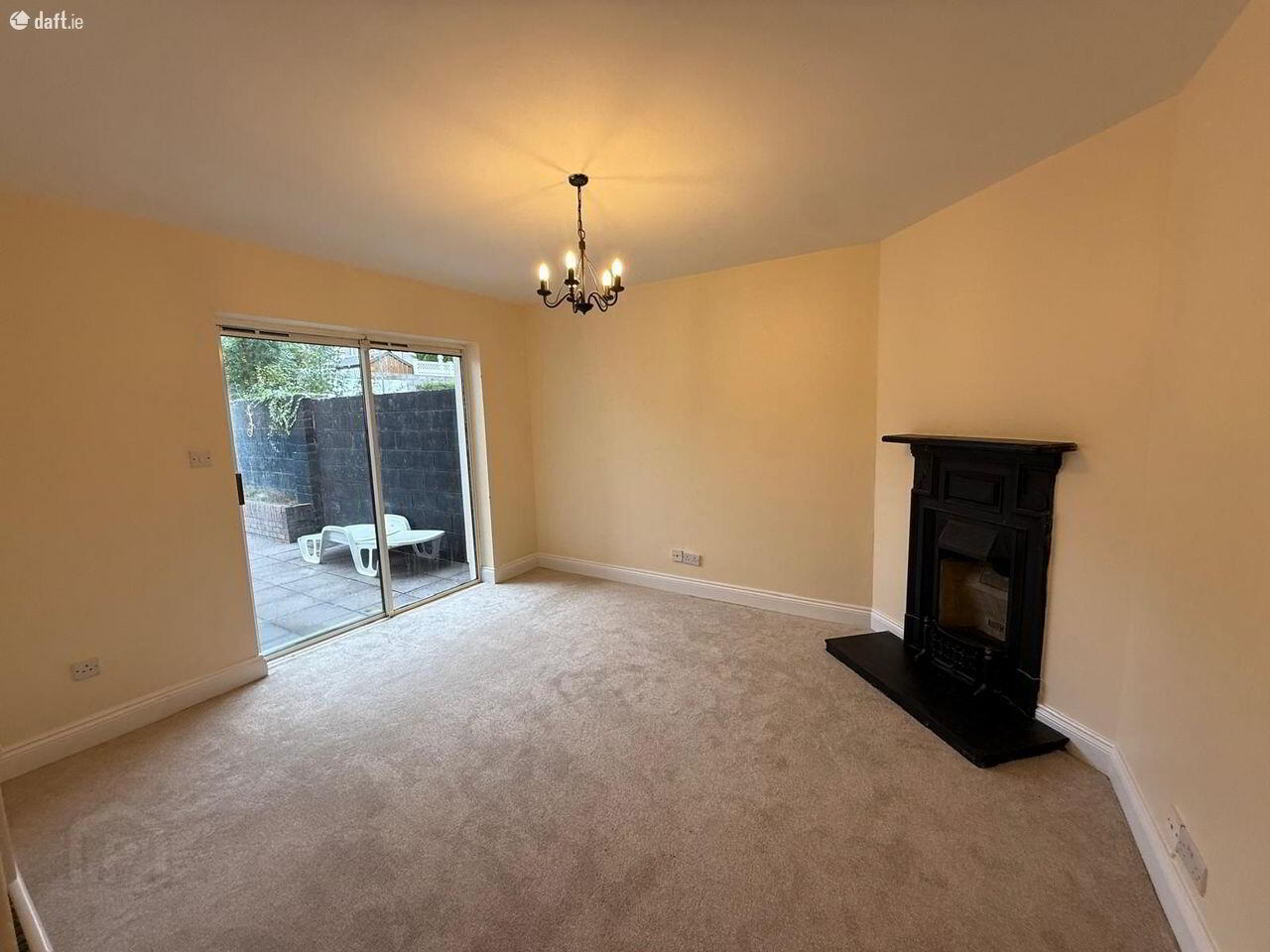 133 West Avenue 6 of 24