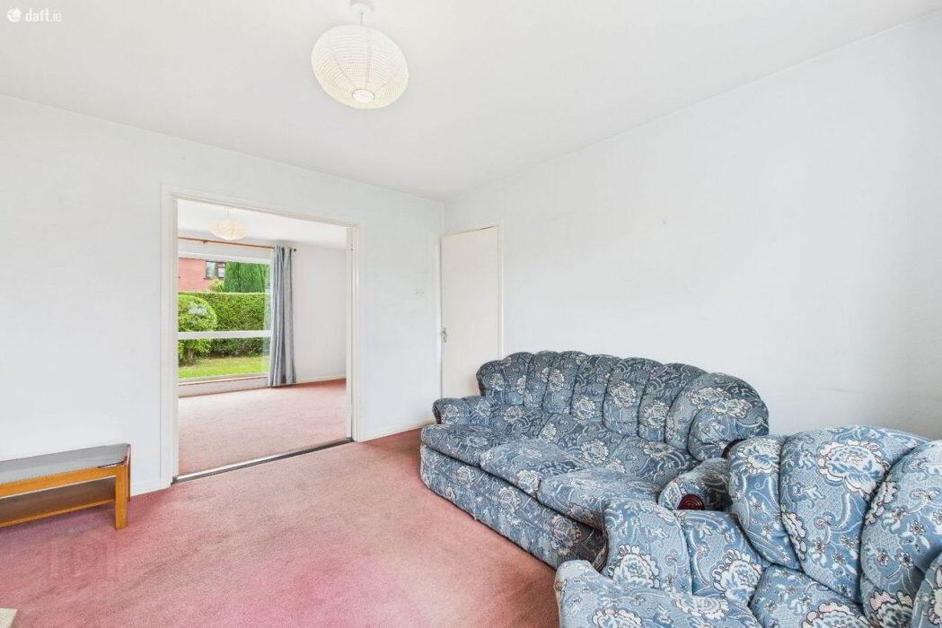 4 Decies Avenue 9 of 28
