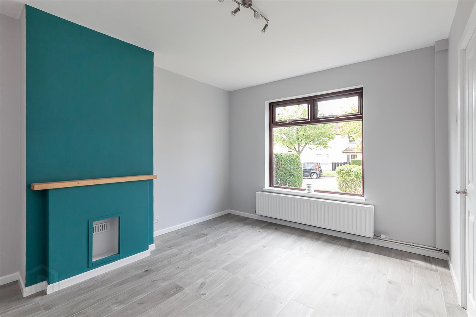 26 Rathcoole Drive 5 of 20