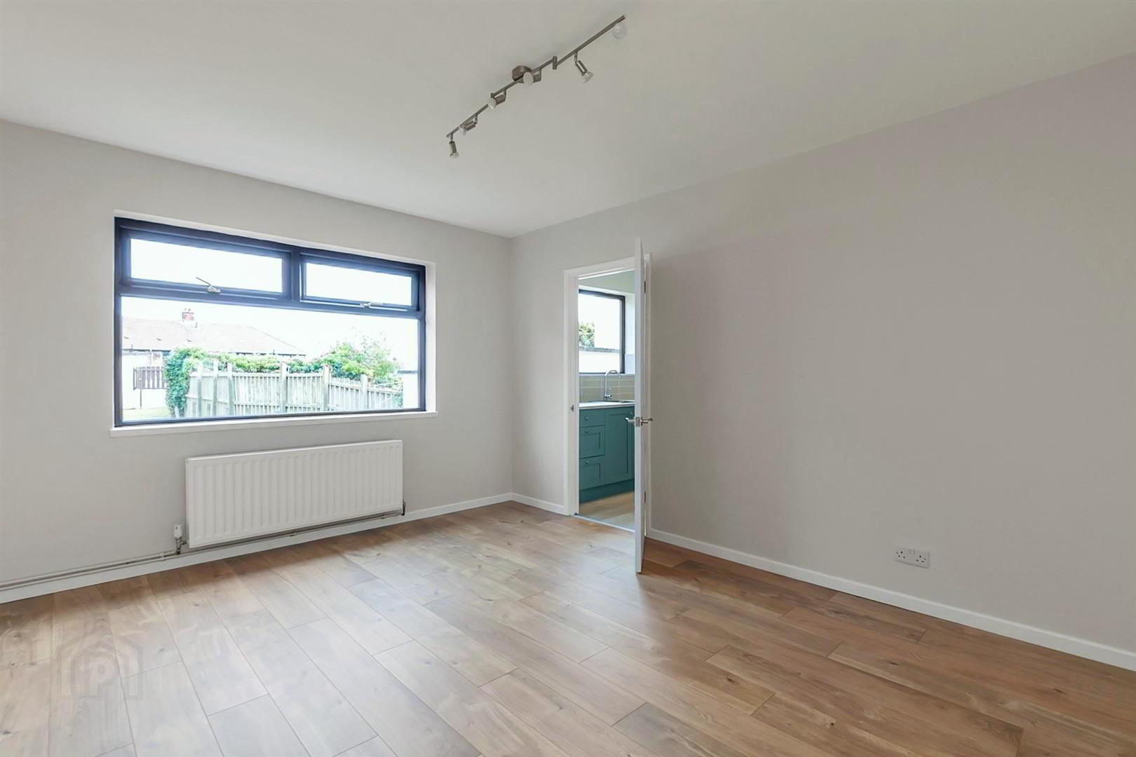 26 Rathcoole Drive 8 of 20