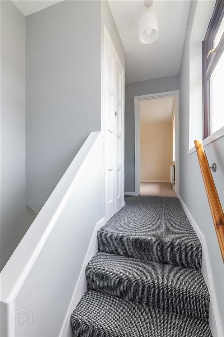 26 Rathcoole Drive 11 of 20