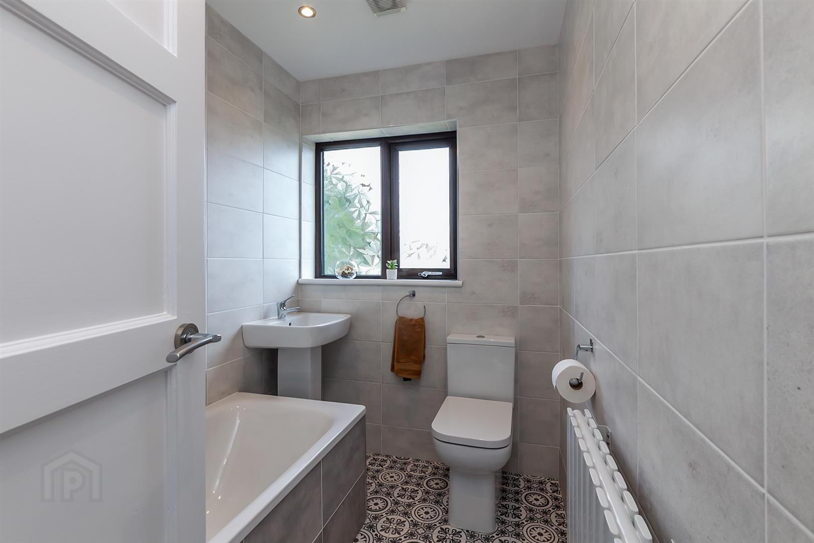 26 Rathcoole Drive 16 of 20