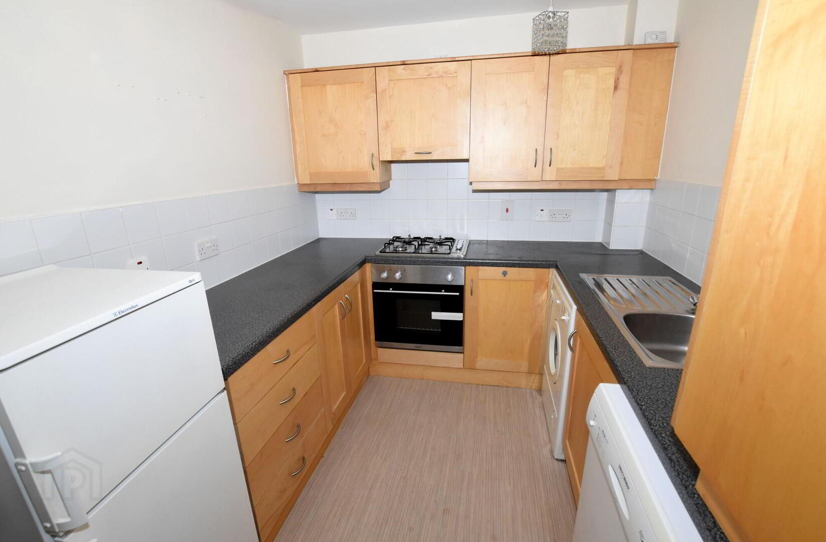 Apt 40 City Gate, 2 Sussex Place 8 of 23