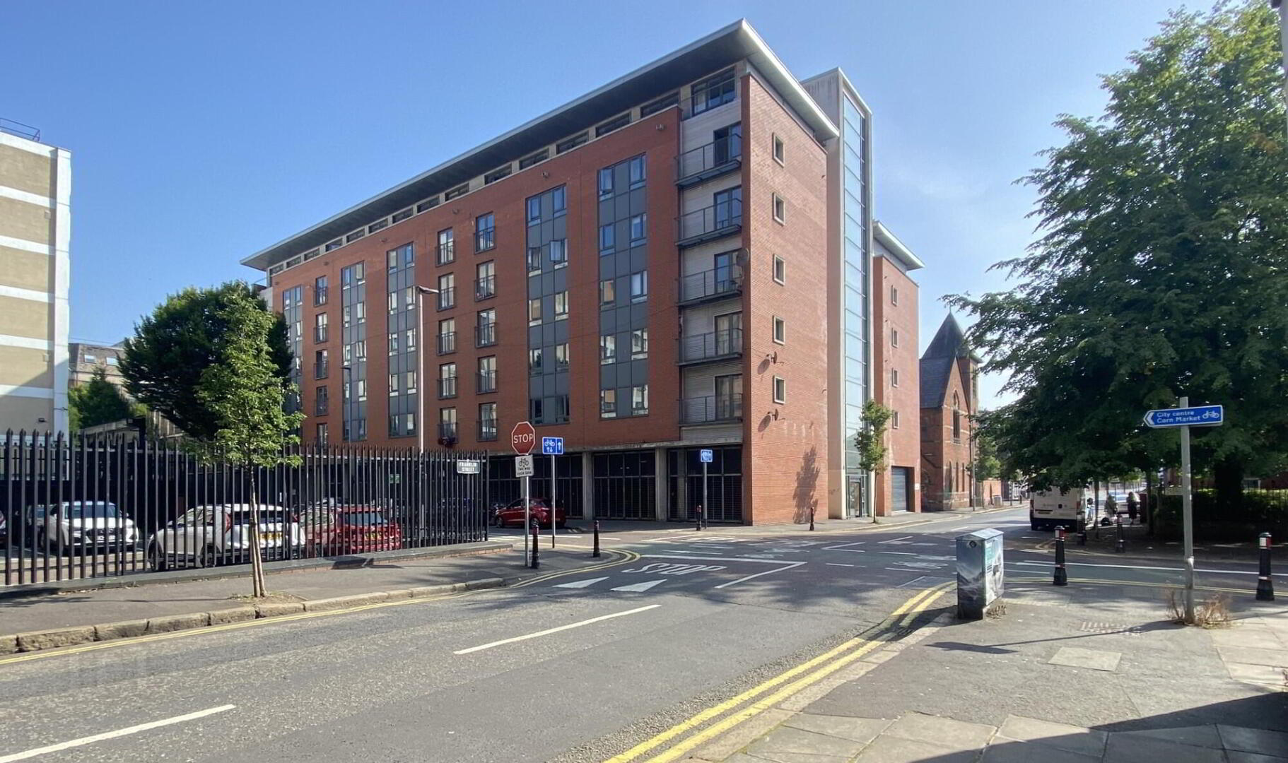 Apt 40 City Gate, 2 Sussex Place 1 of 23