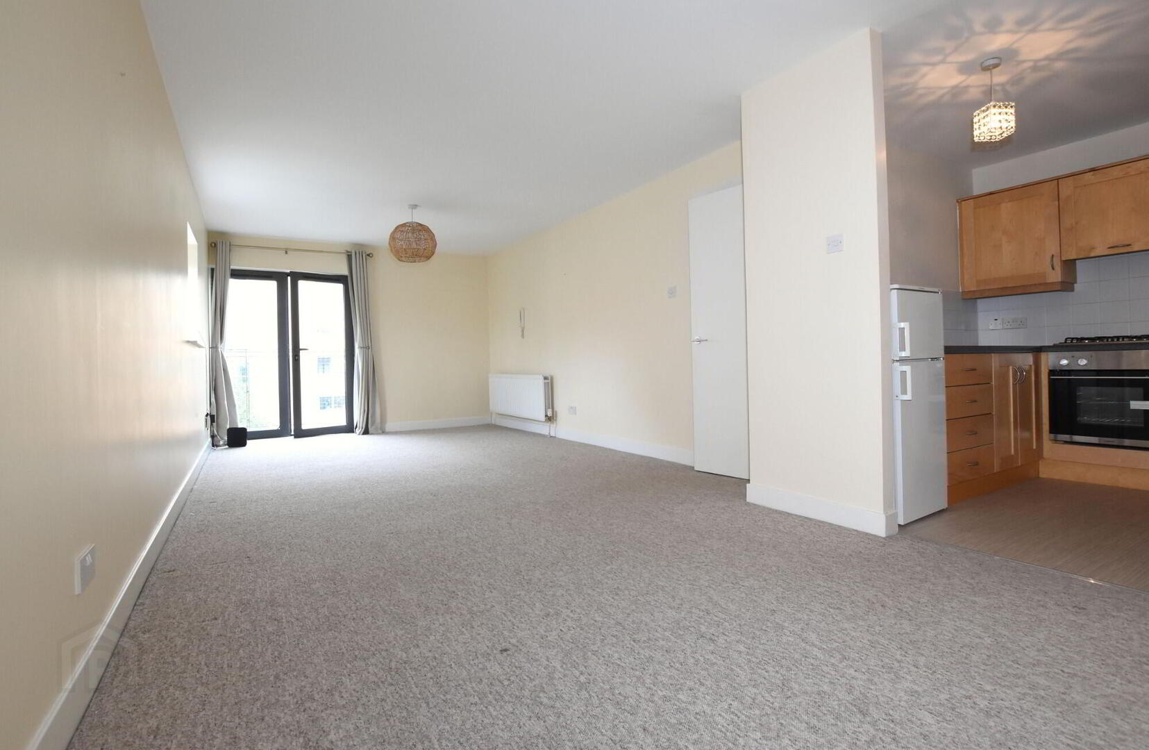 Apt 40 City Gate, 2 Sussex Place 4 of 23