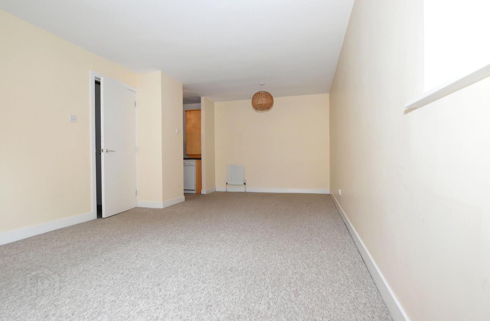 Apt 40 City Gate, 2 Sussex Place 6 of 23