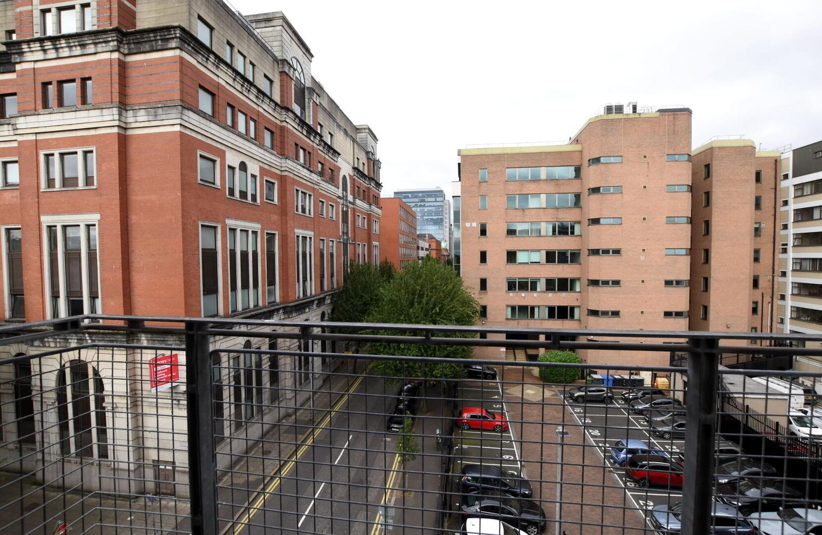 Apt 40 City Gate, 2 Sussex Place 19 of 23