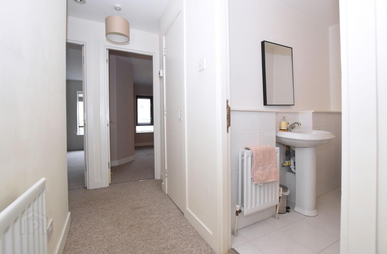Apt 40 City Gate, 2 Sussex Place 16 of 23