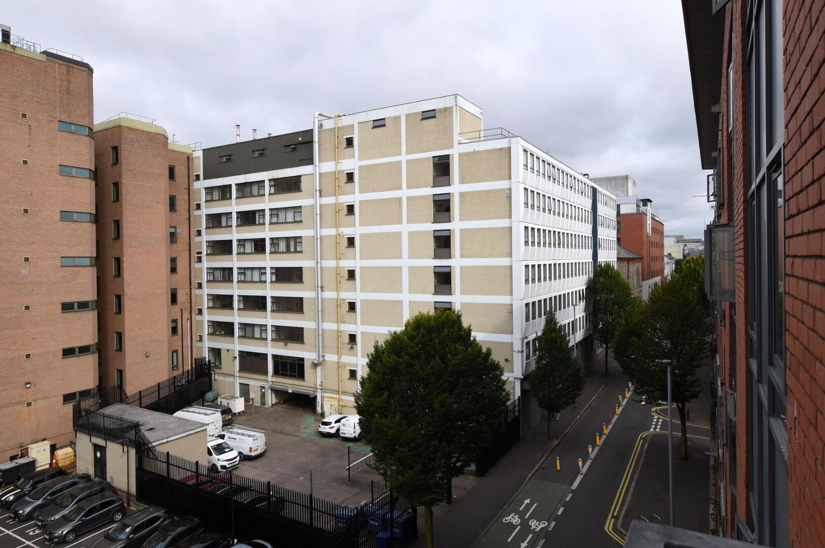 Apt 40 City Gate, 2 Sussex Place 20 of 23