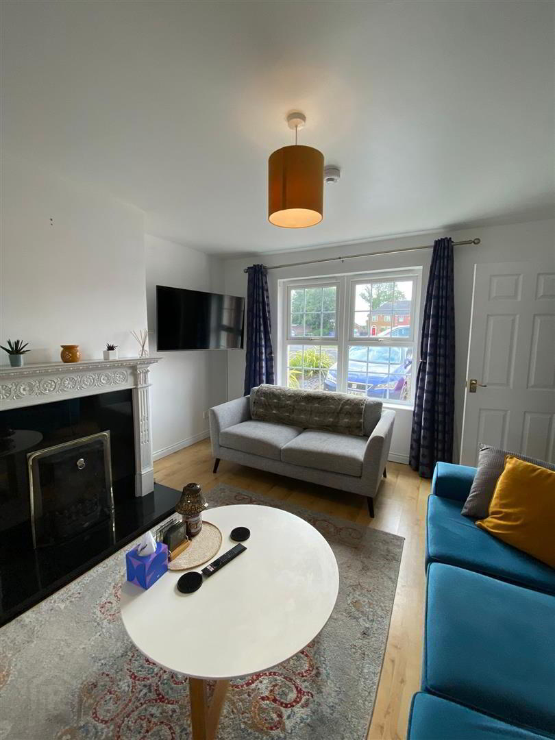 19 Summerhill Green 5 of 16