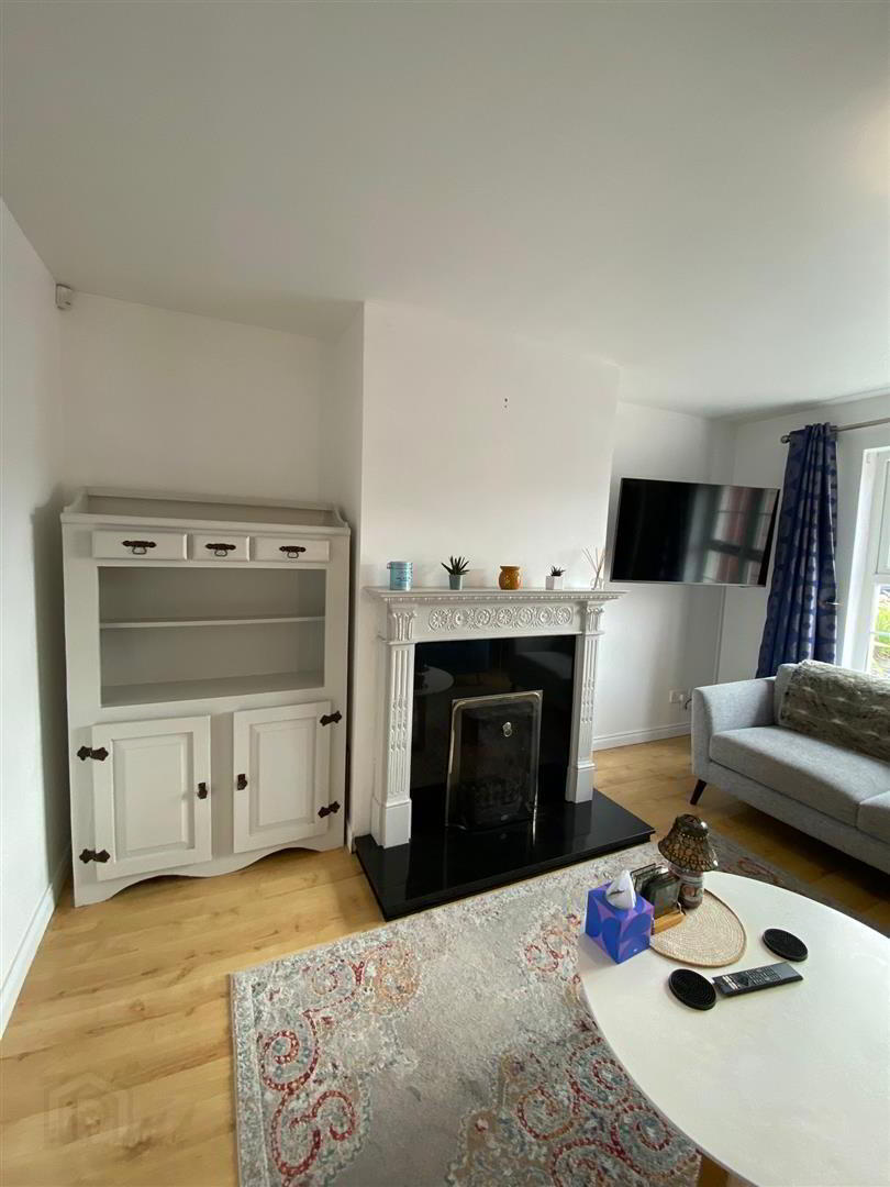 19 Summerhill Green 4 of 16