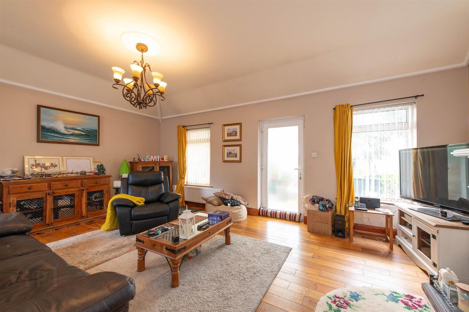 81 Poyntzpass Road 3 of 36