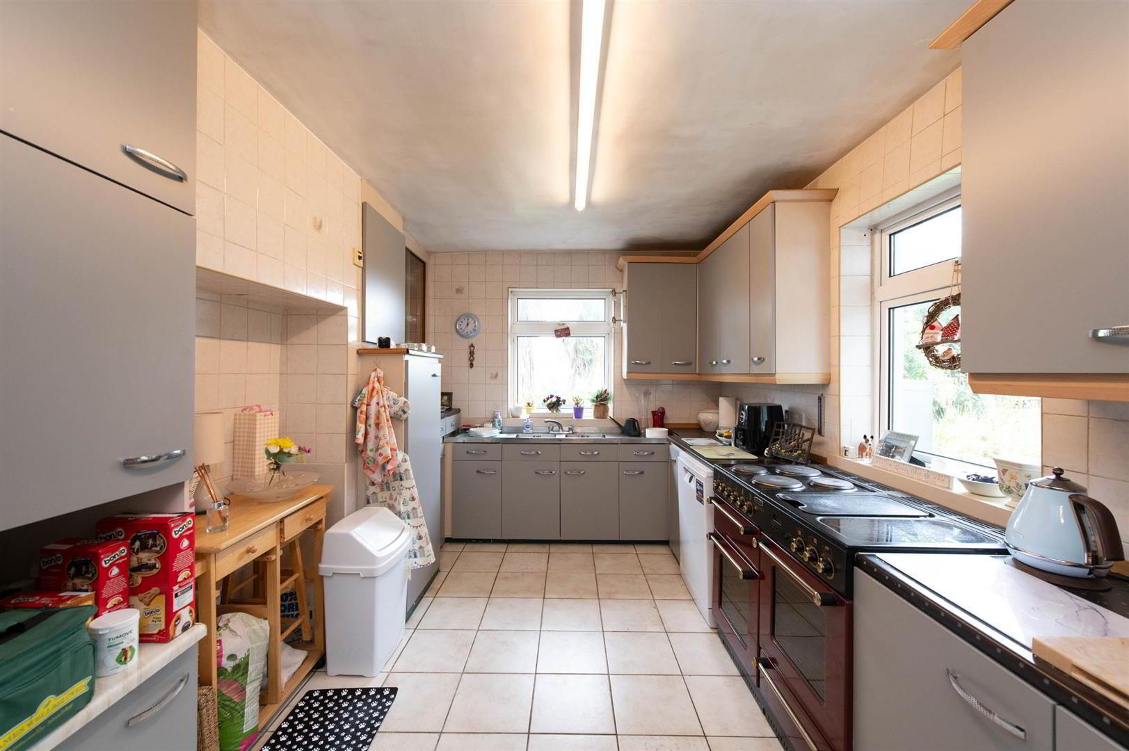 81 Poyntzpass Road 5 of 36