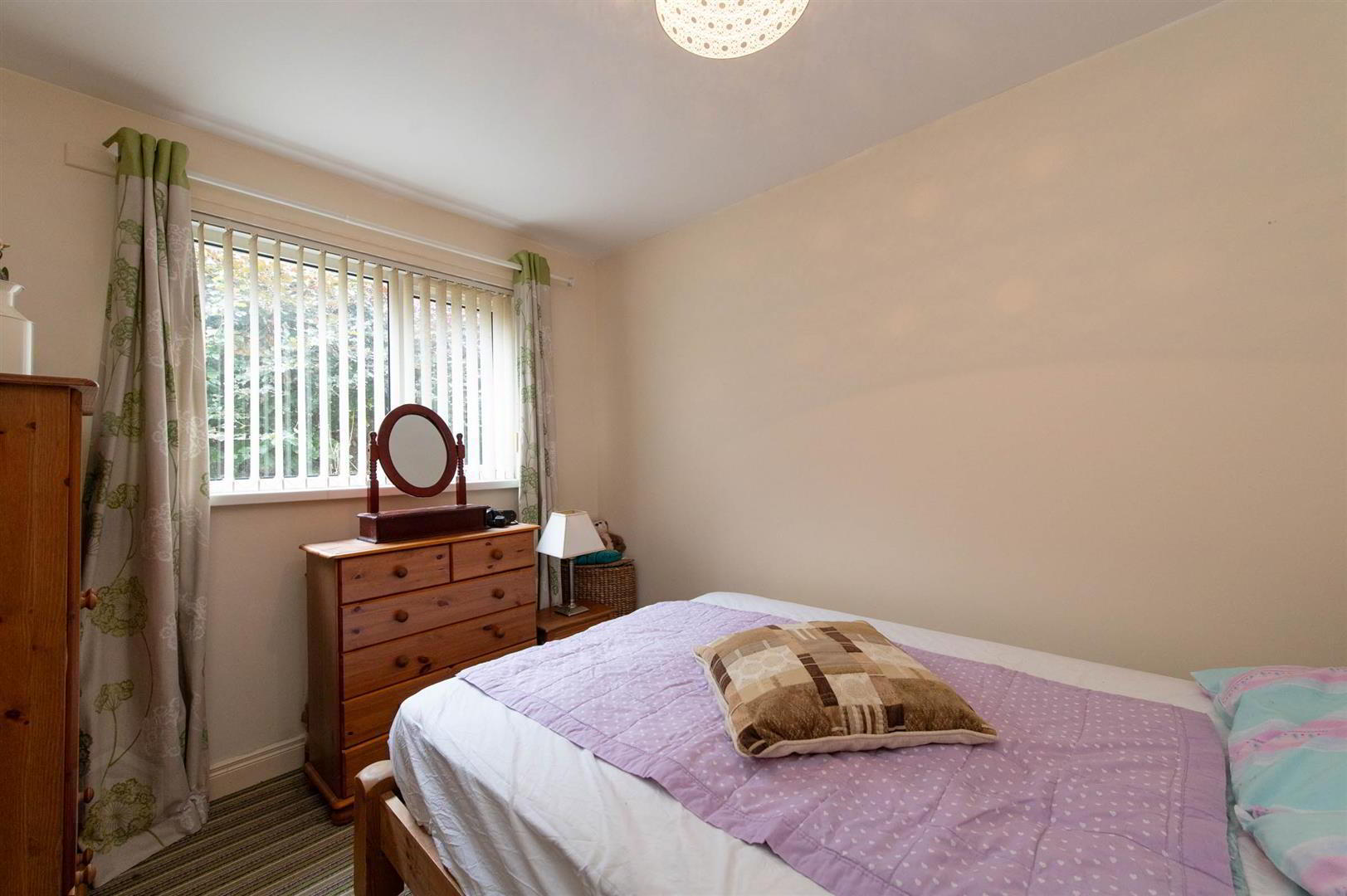 81 Poyntzpass Road 14 of 36