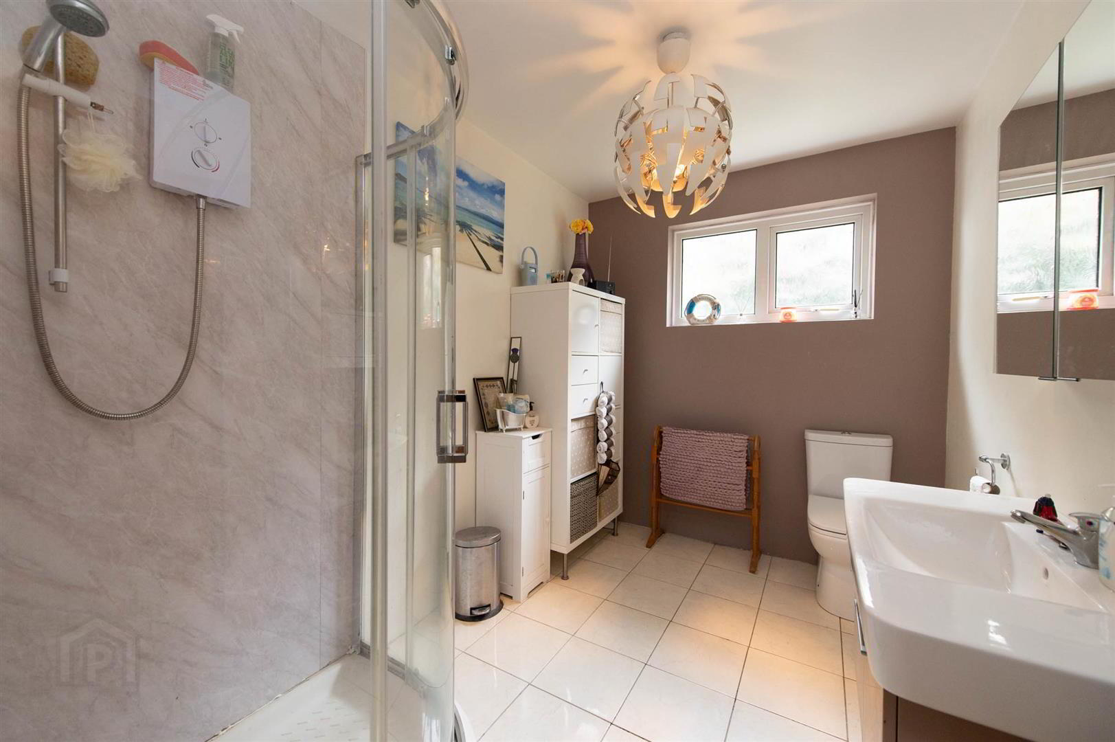 81 Poyntzpass Road 16 of 36