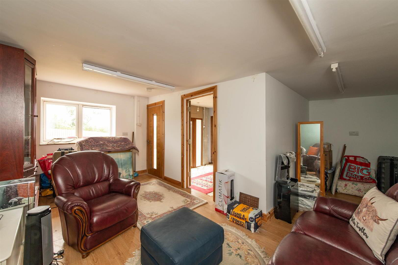 81 Poyntzpass Road 23 of 36