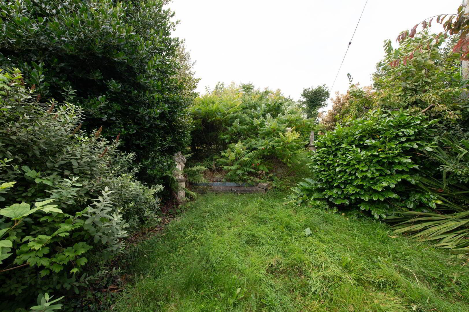81 Poyntzpass Road 33 of 36