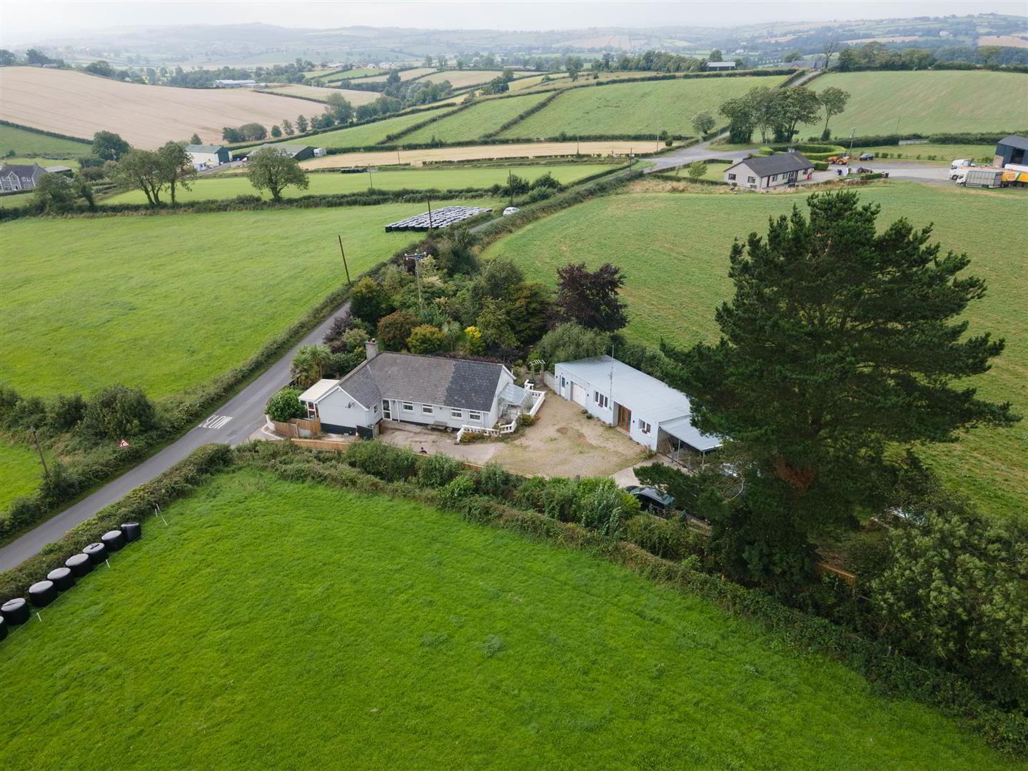 81 Poyntzpass Road 18 of 36