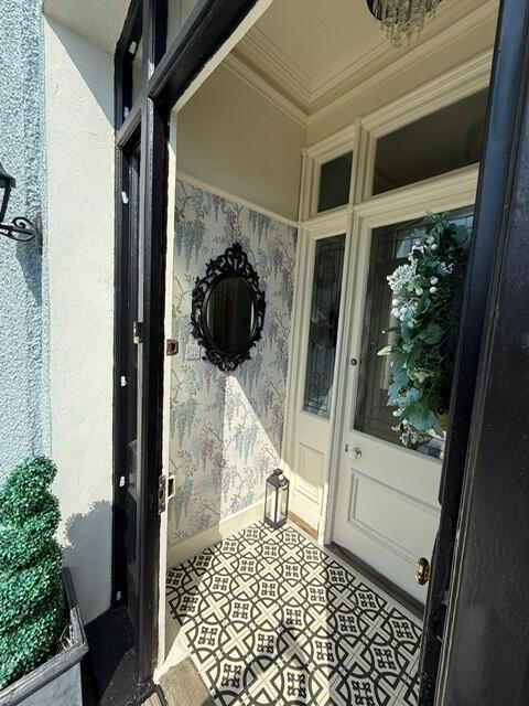 property description image