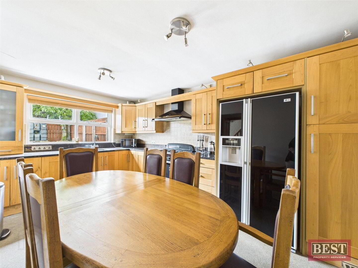 14 Lisbane Park 6 of 16