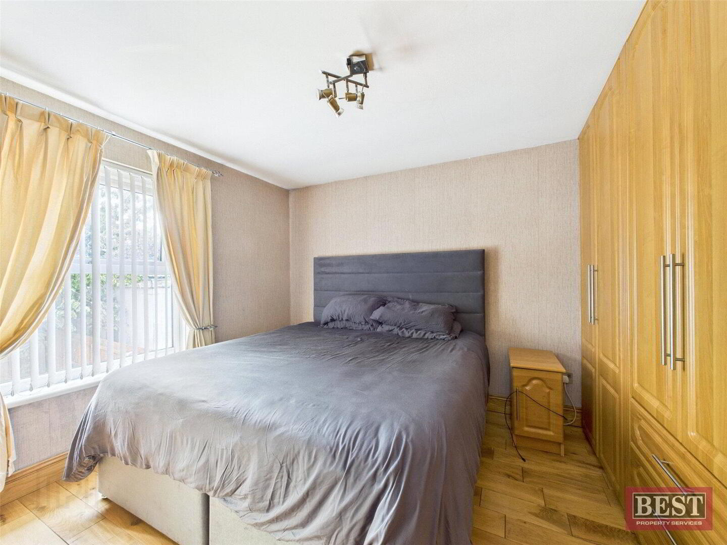 14 Lisbane Park 8 of 16