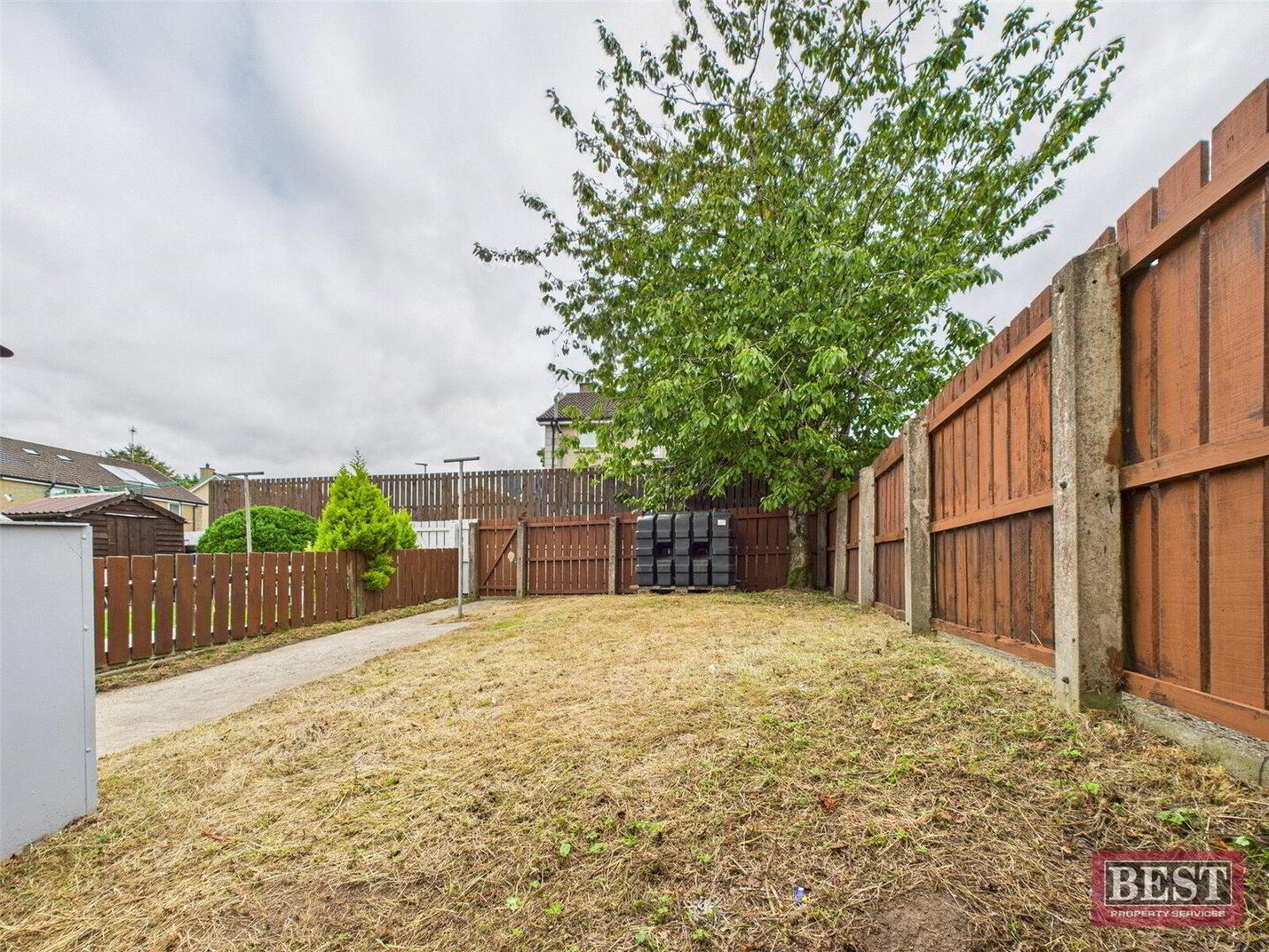 14 Lisbane Park 15 of 16