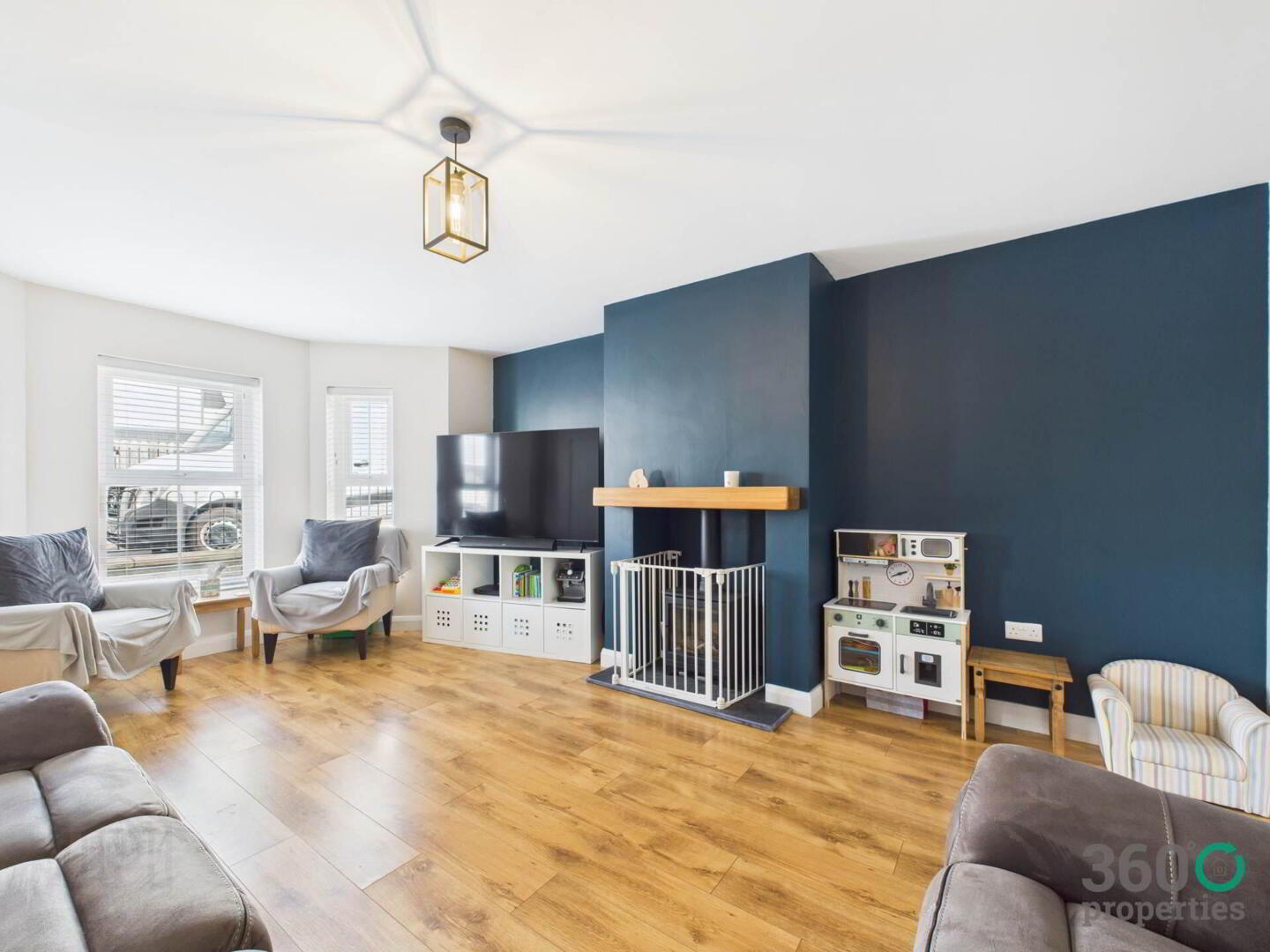 7 Rockfield Park 4 of 23