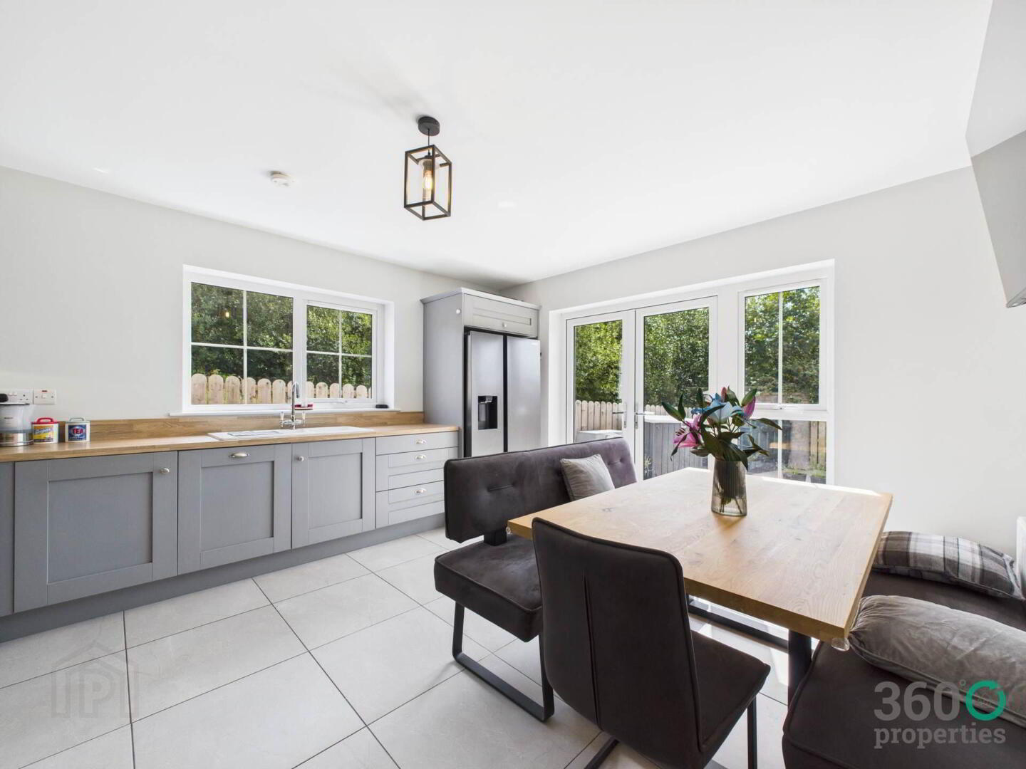 7 Rockfield Park 5 of 23