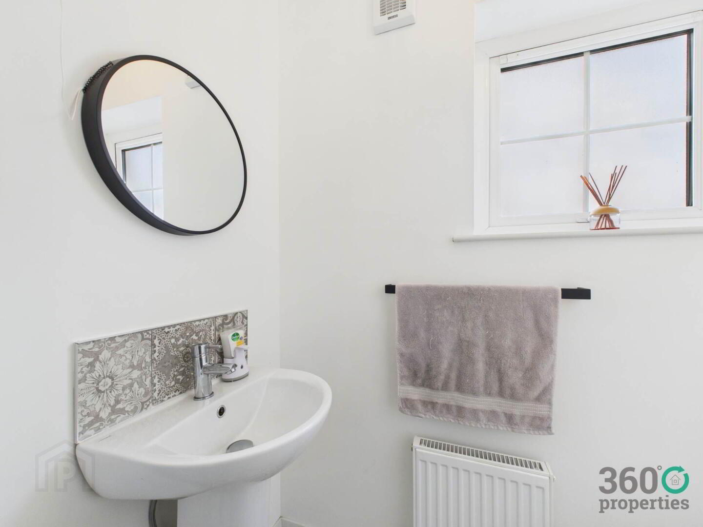7 Rockfield Park 9 of 23