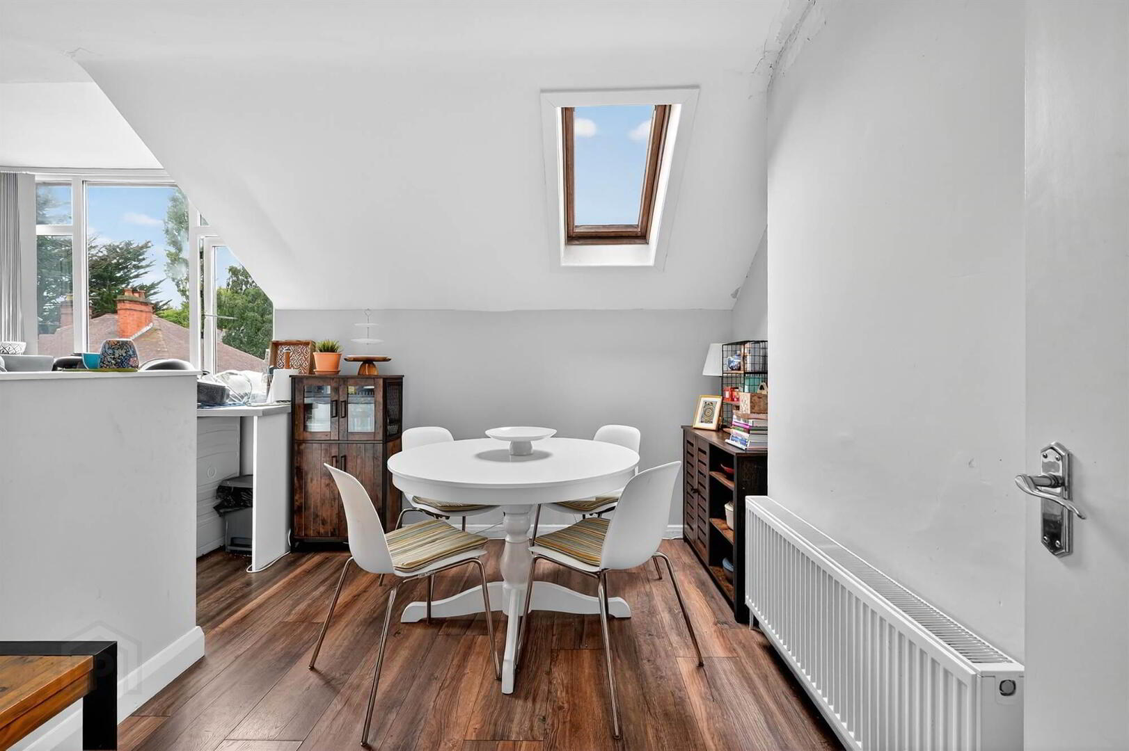 Apt 5, 62 Malone Road 14 of 23