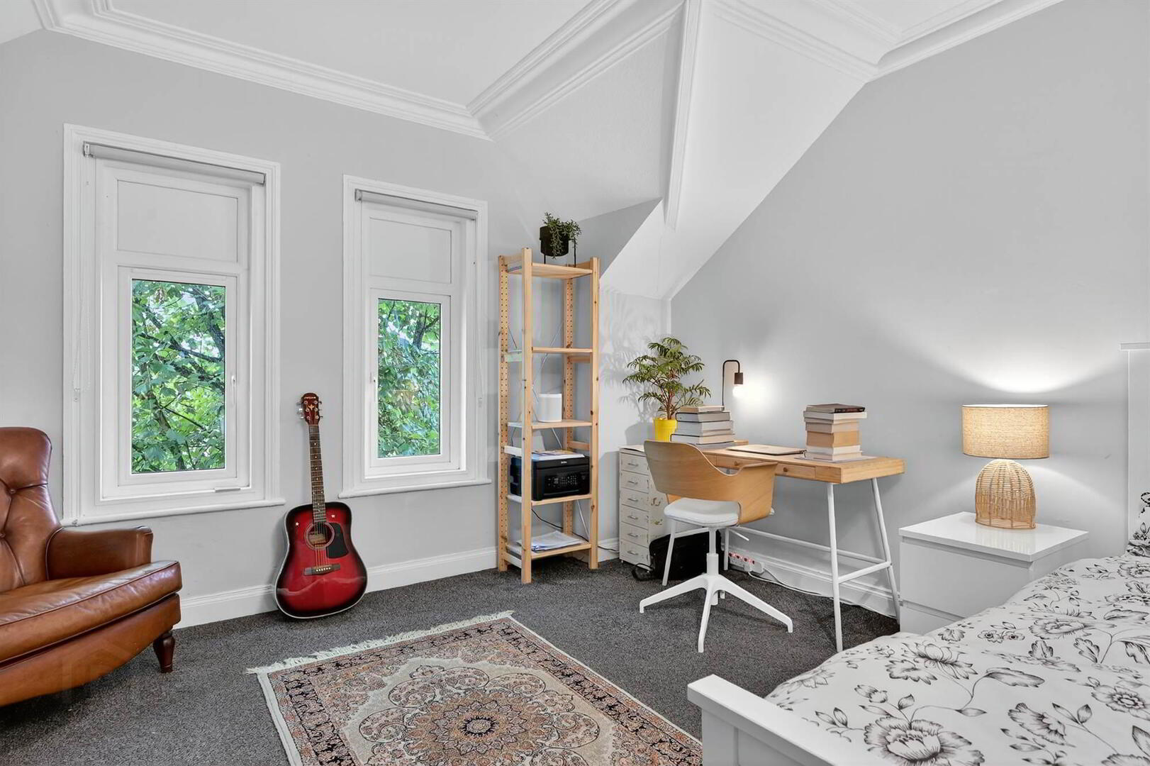 Apt 5, 62 Malone Road 19 of 23