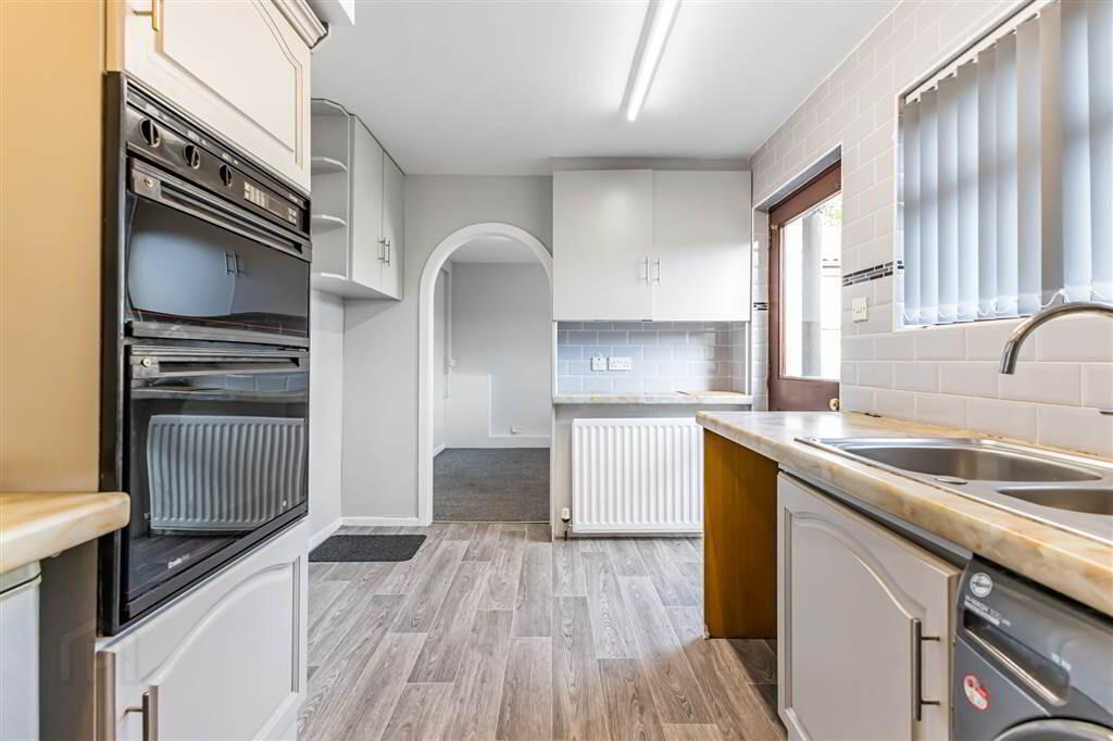 8 Milltown Avenue 11 of 29