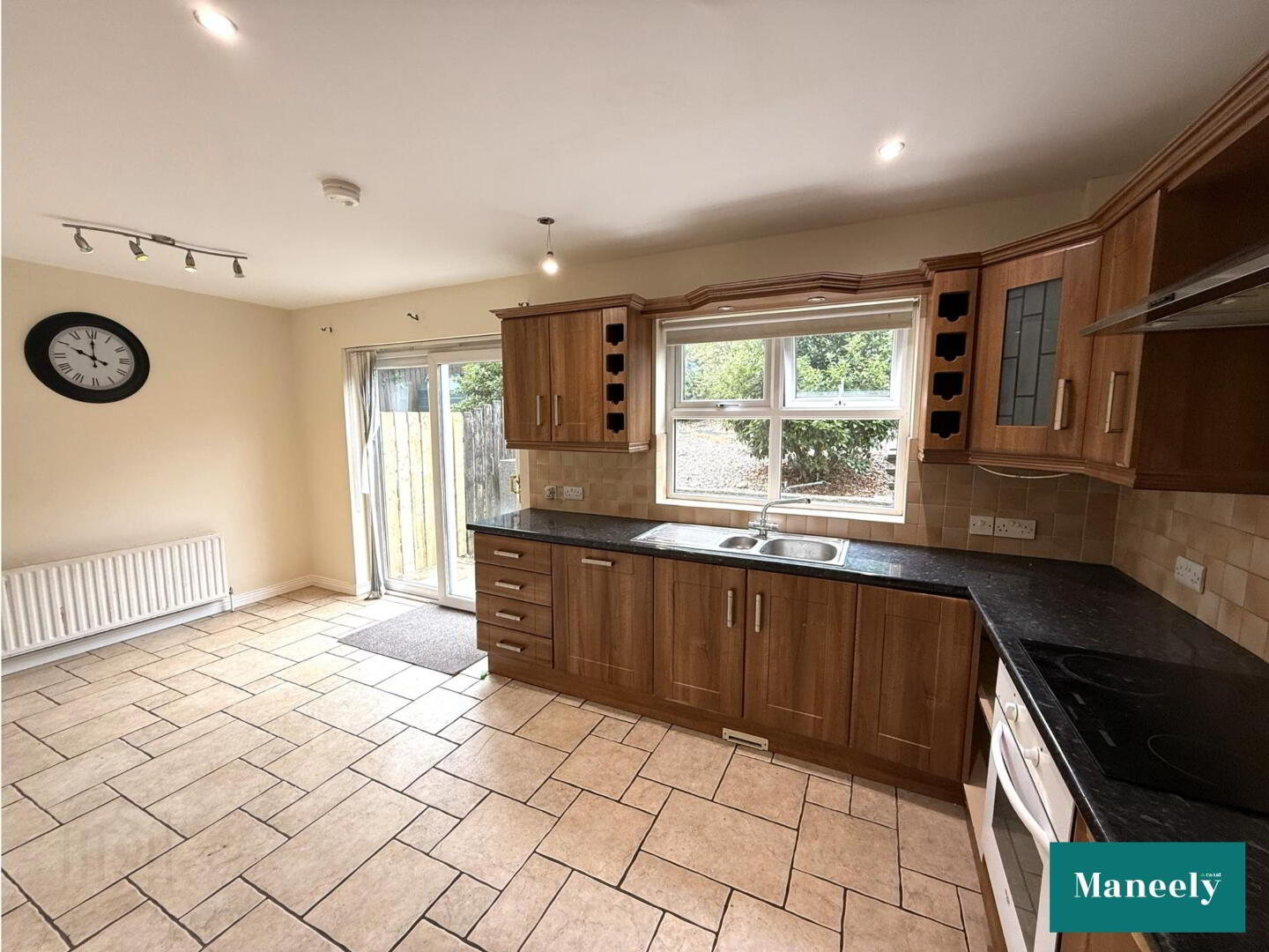 4 Coolhill Mews 3 of 12