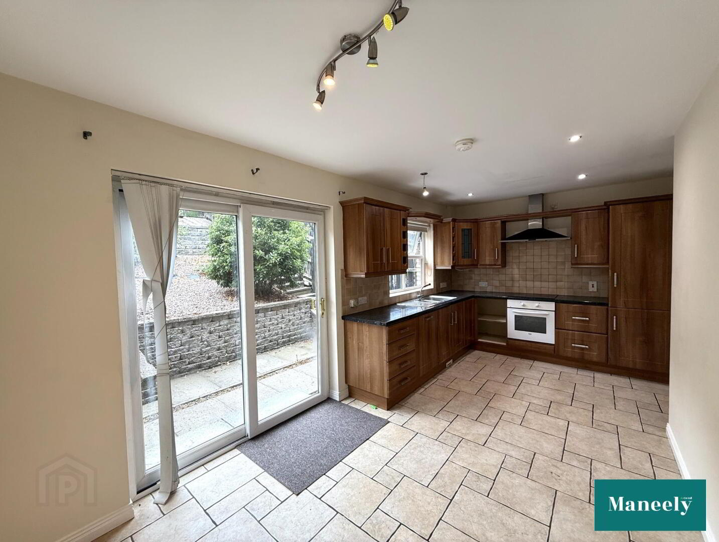 4 Coolhill Mews 4 of 12