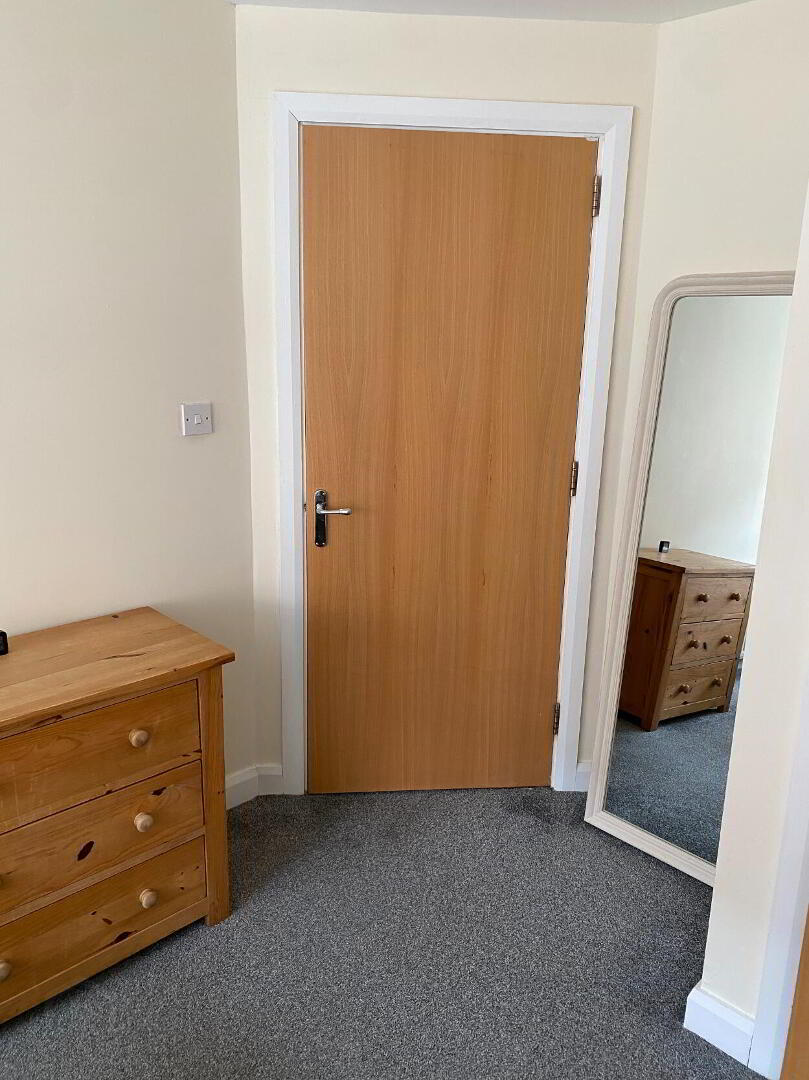 Apt 5 Firmount Building, 1 Old Bakers Court 6 of 9