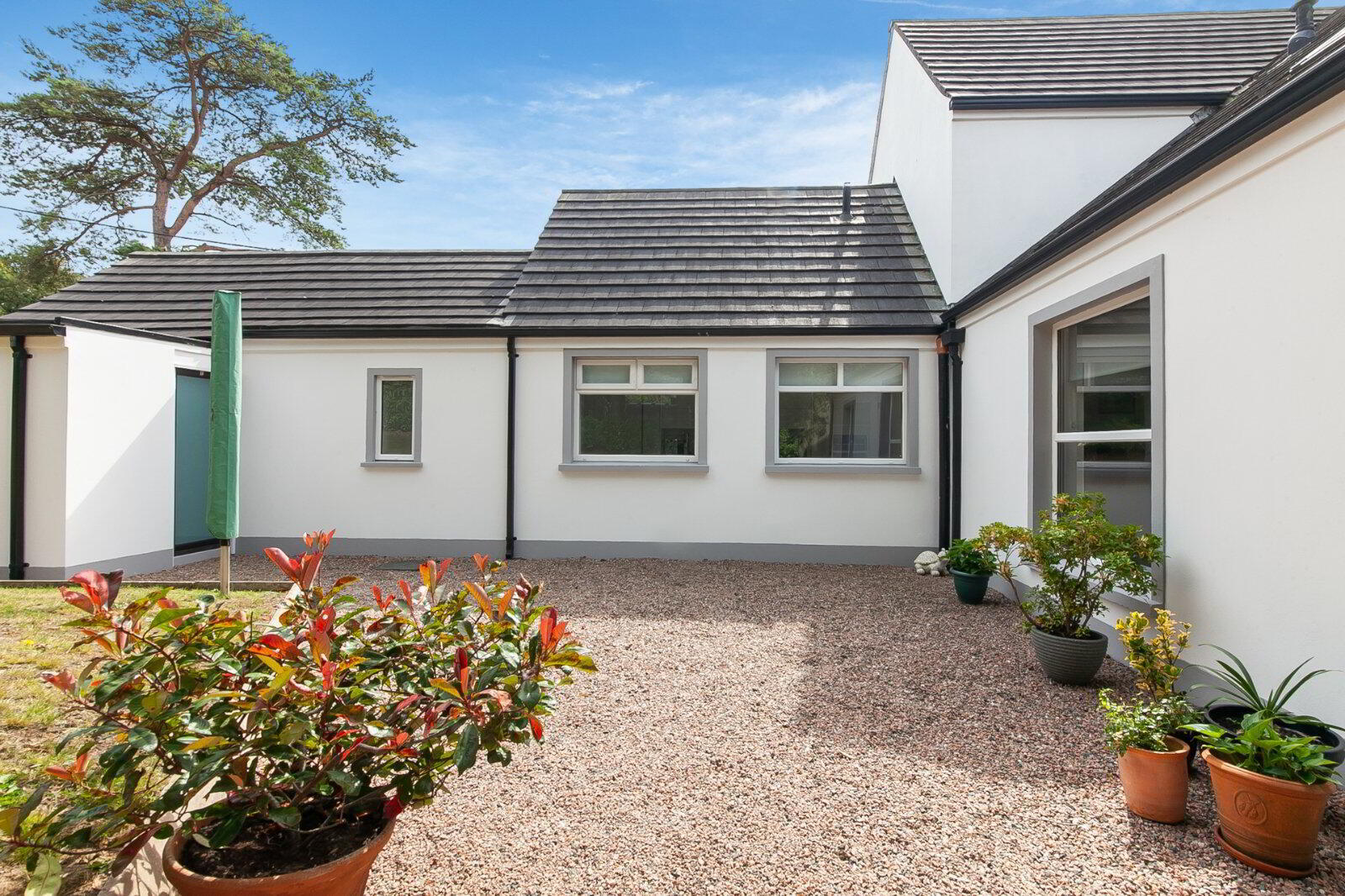 1 Sloans Avenue 6 of 34