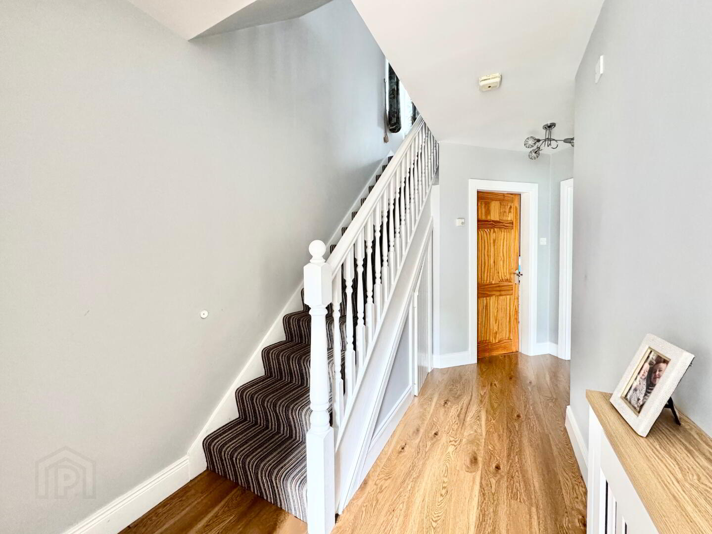 property description image